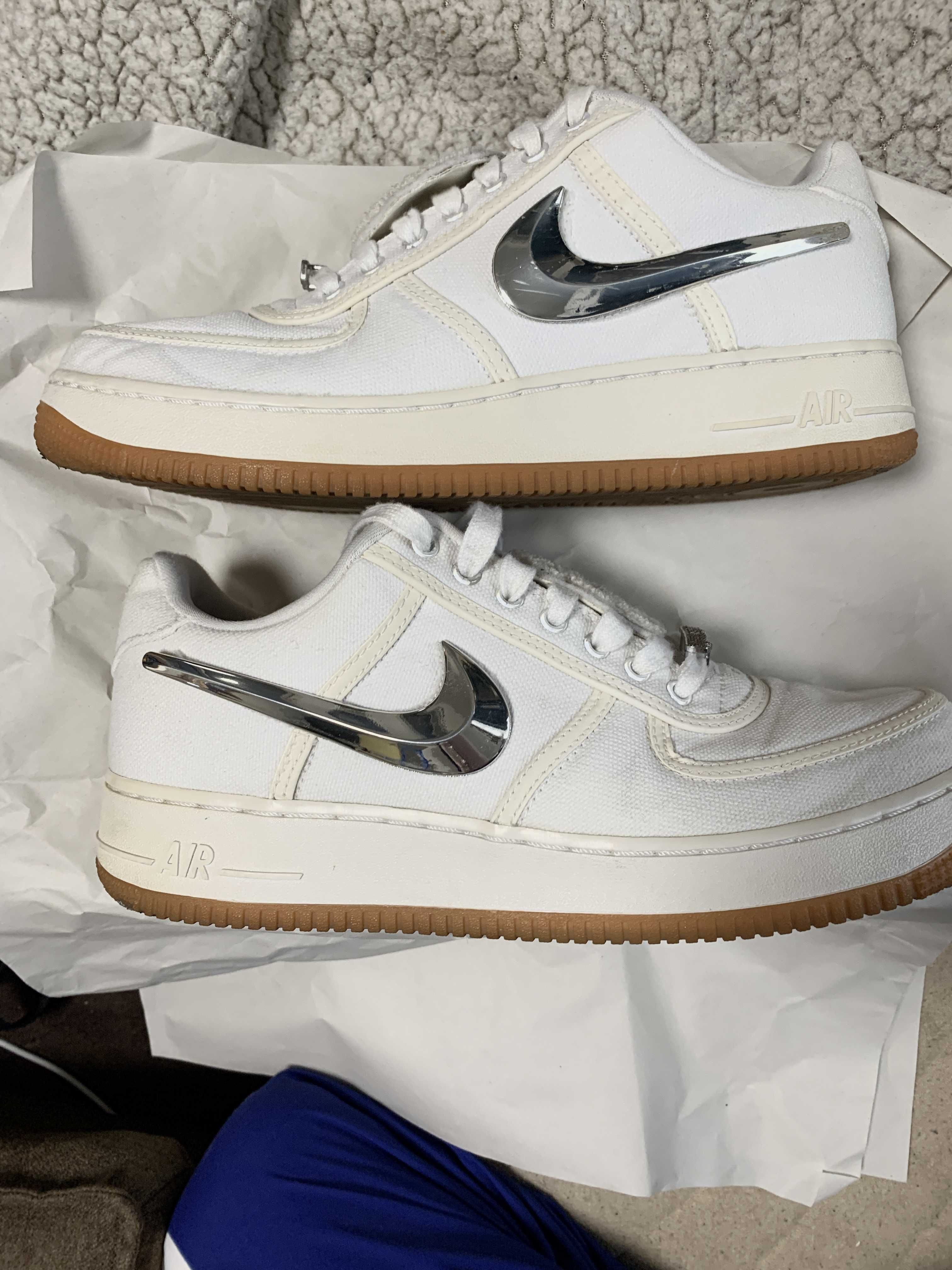 Travis Scott × Nike Air Force 1 Low  (AF100)