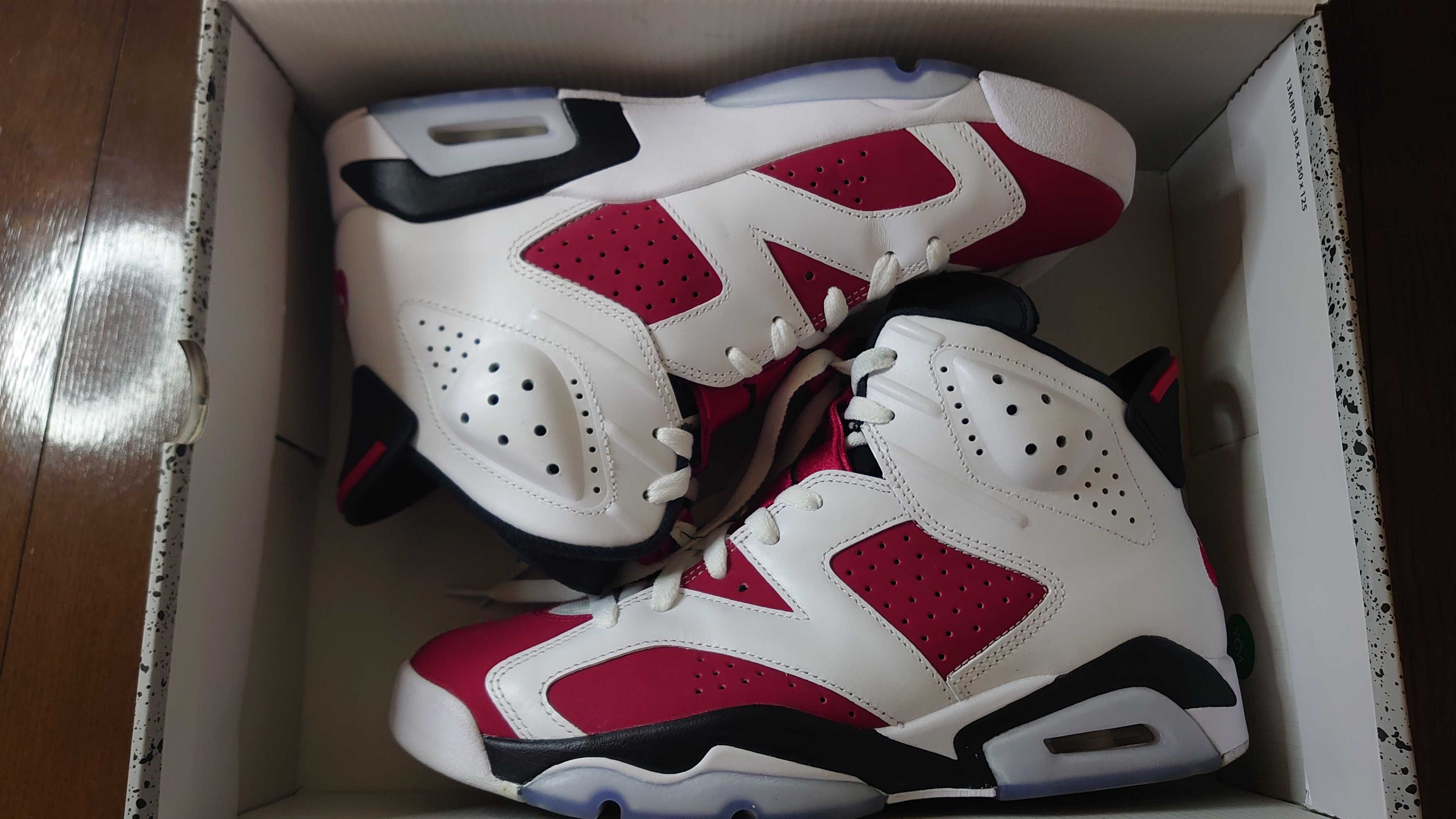 Nike Air Jordan 6 "Carmine" (2021)