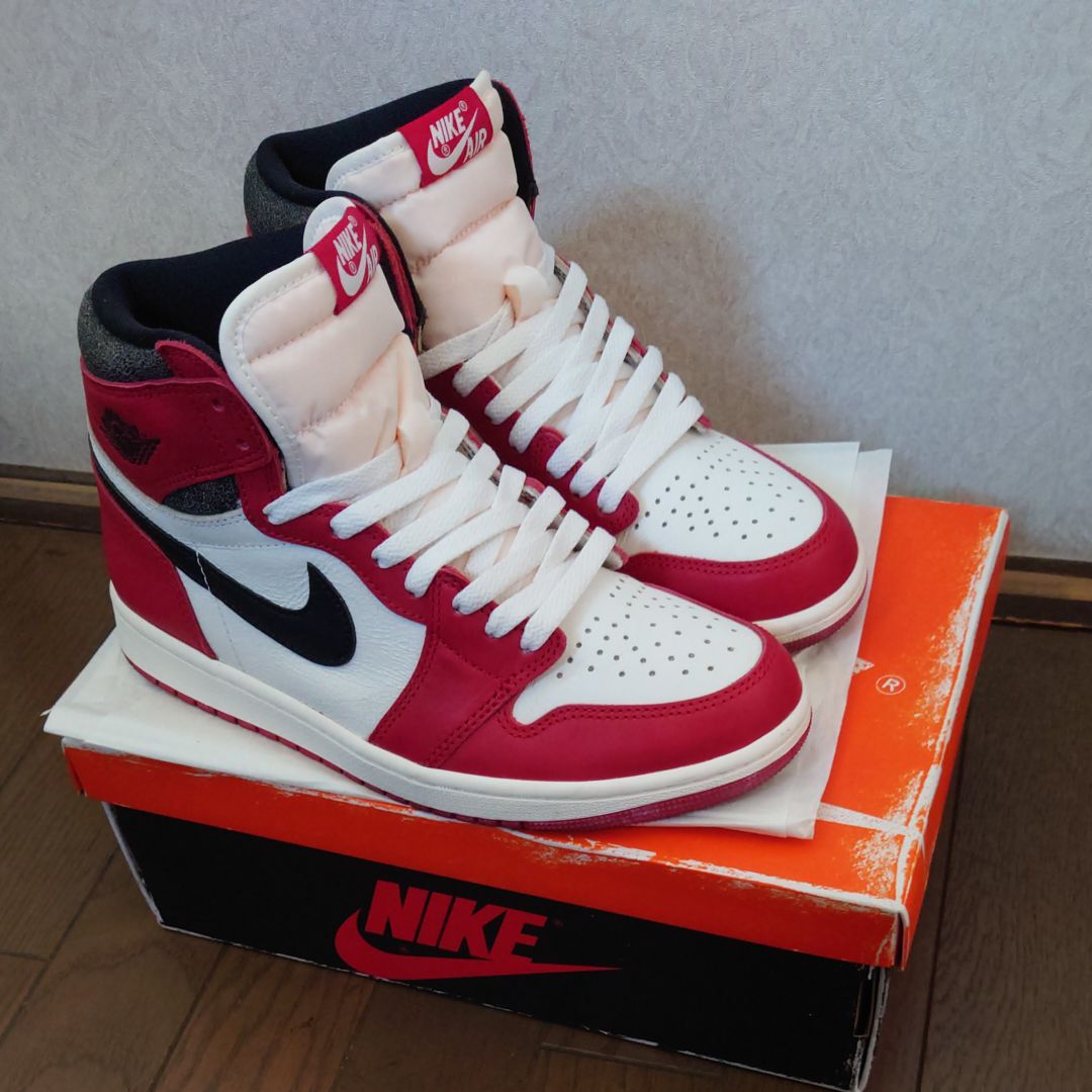 Nike Air Jordan 1 High OG "Lost & Found/Chicago"