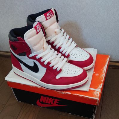 Nike Air Jordan 1 High OG "Lost & Found/Chicago"
