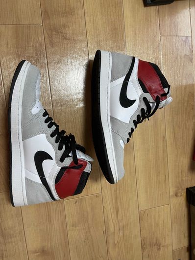 Nike Air Jordan 1 High OG "White/Black/Light Smoke Grey"