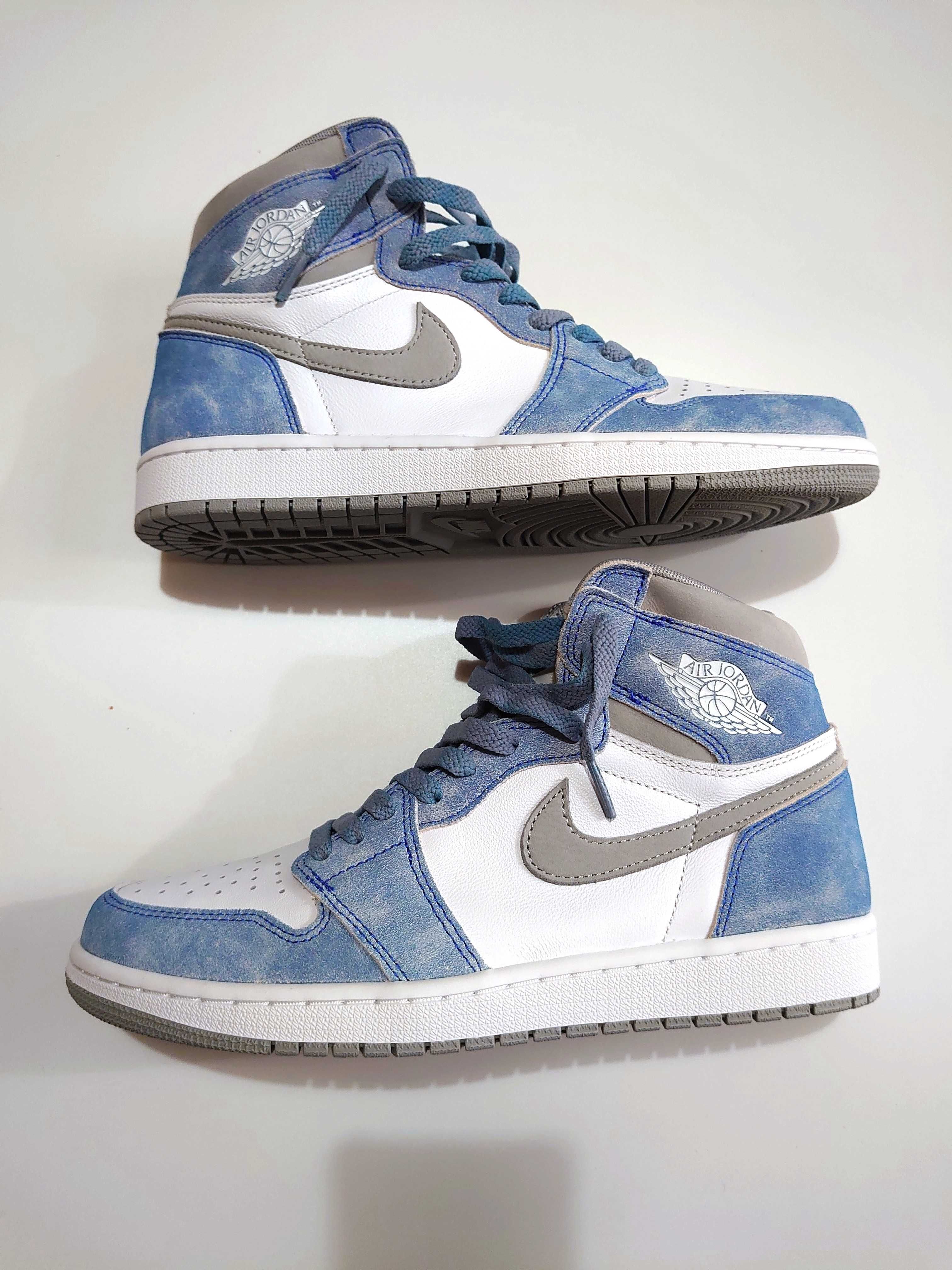 Nike Air Jordan 1 High OG "Hyper Royal"