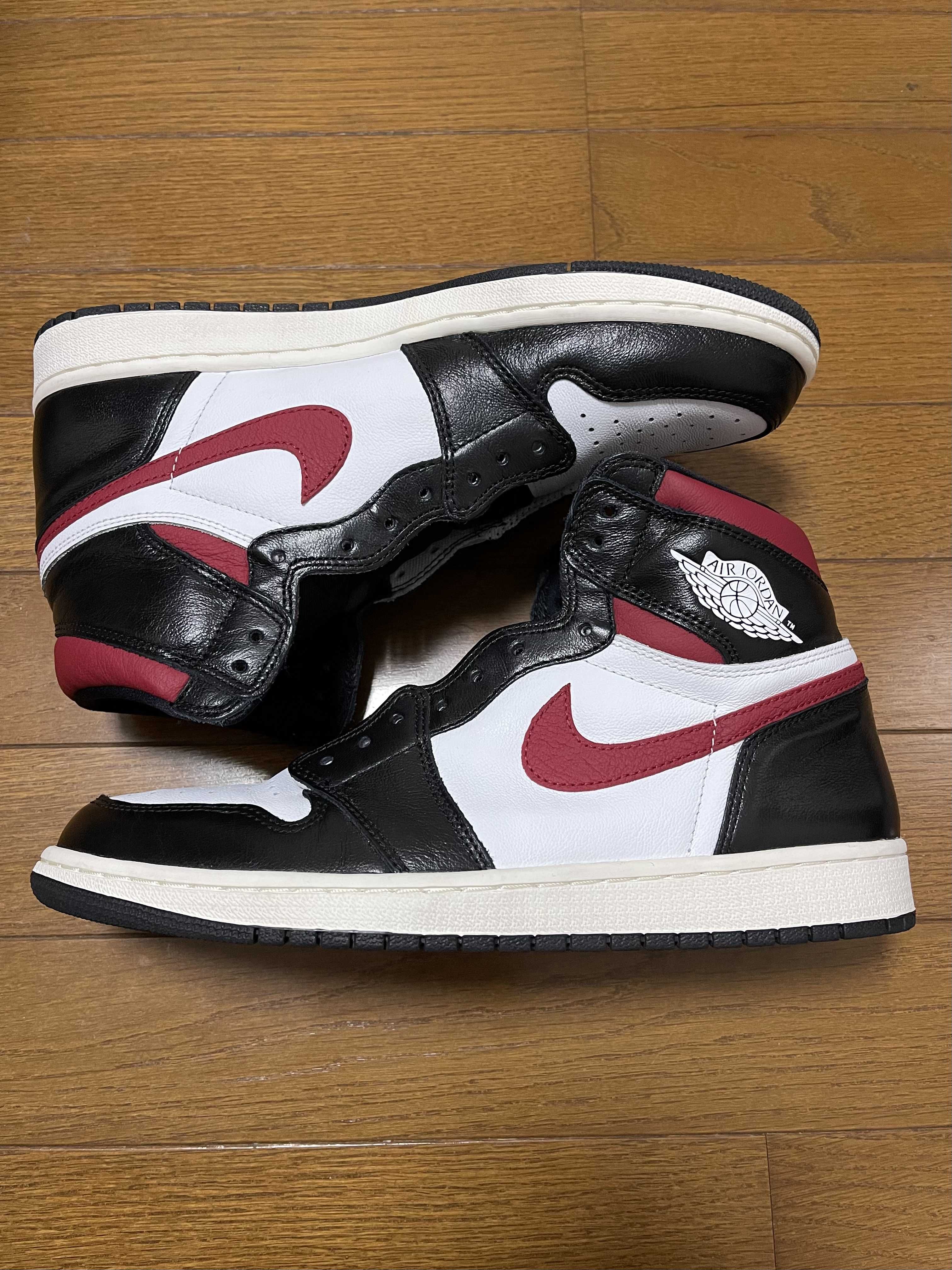 Nike Air Jordan 1 Retro High "Black/White/Sail/Gym Red"    