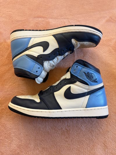 Nike Air Jordan 1 Retro High OG "Obsidian/University Blue"