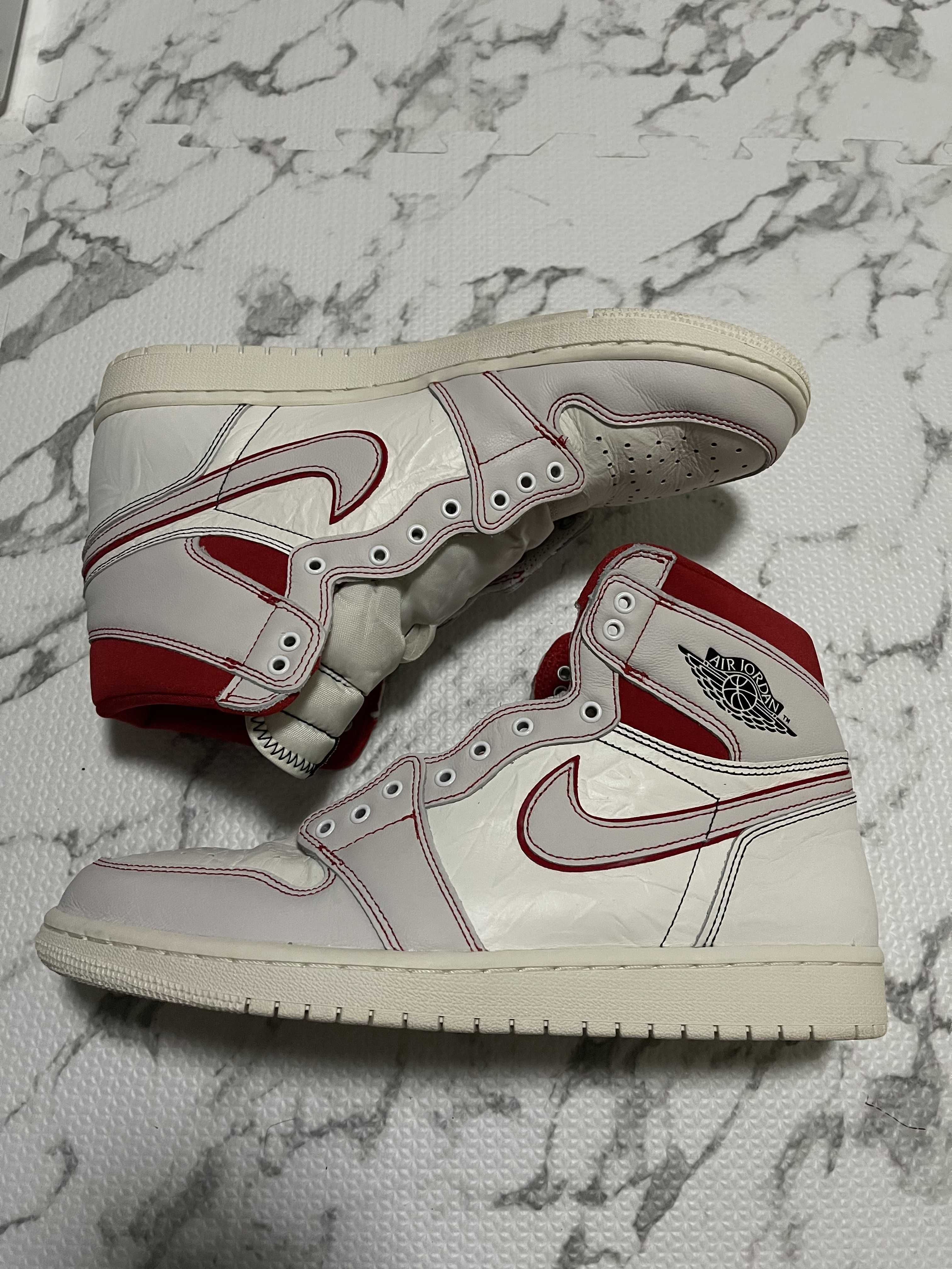 Nike Air Jordan 1 Retro High OG "Sail/University Red"     