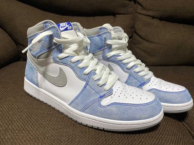 Nike Air Jordan 1 High OG "Hyper Royal"