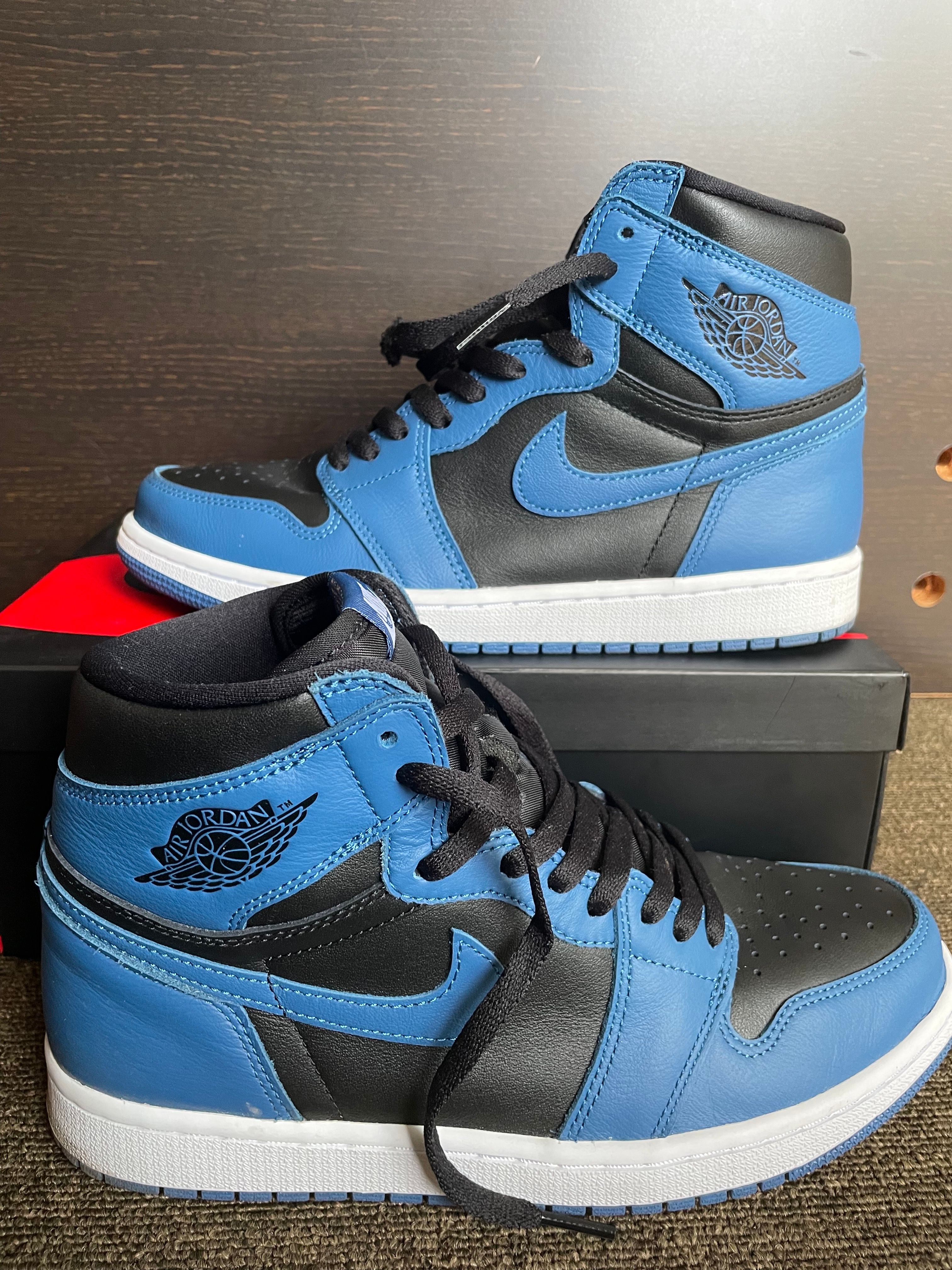 Nike Air Jordan 1 Retro High OG "Dark Marina Blue"