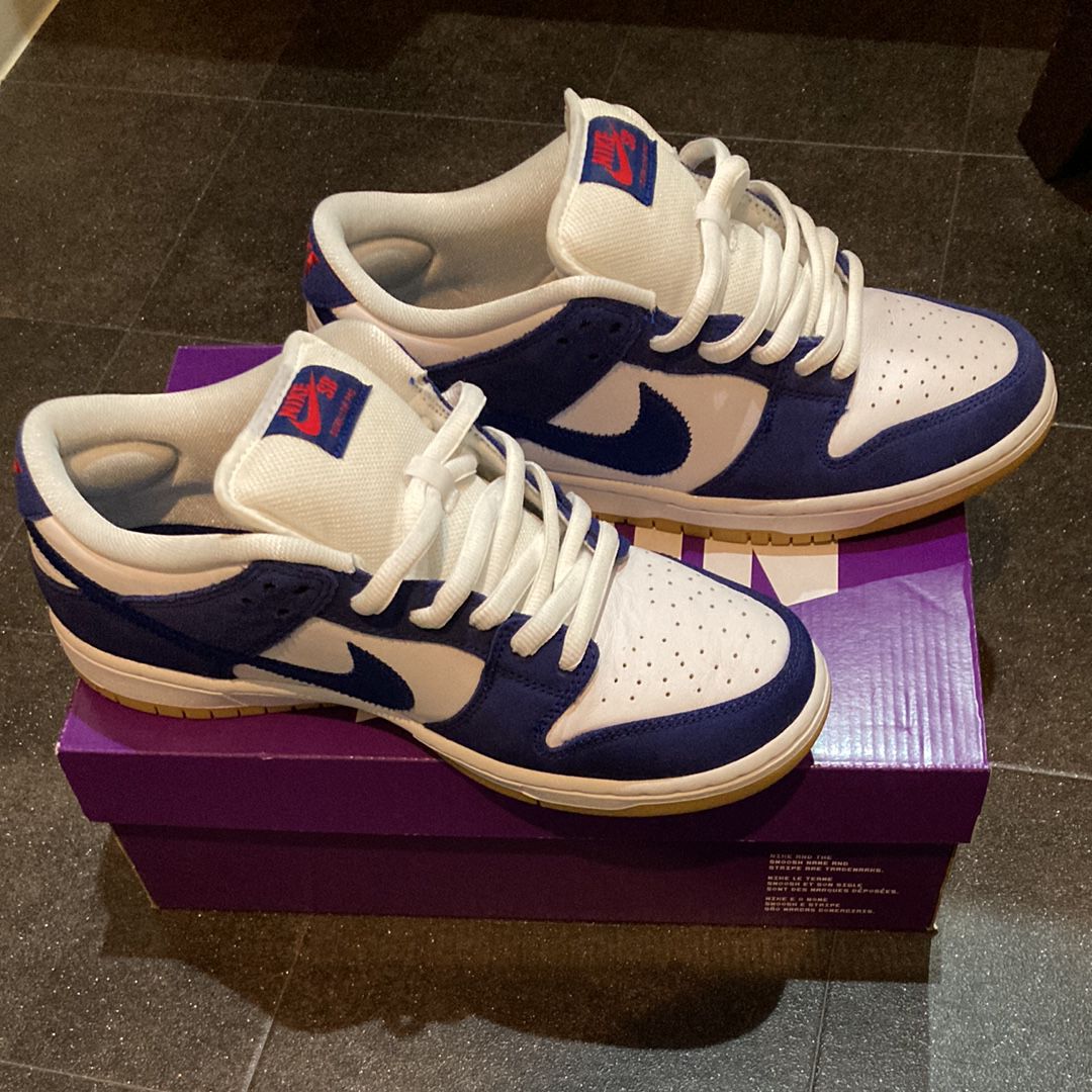 Nike SB Dunk Low "Los Angeles Dodgers/Deep Royal Blue"