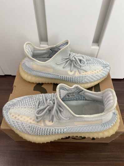 adidas YEEZY Boost 350 V2 "Cloud White"