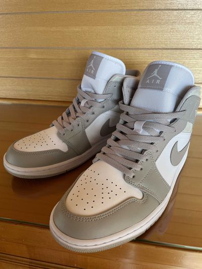 Nike Air Jordan 1 Mid "Linen"