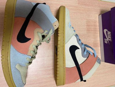 Nike SB Dunk High "Easter Spectrum"