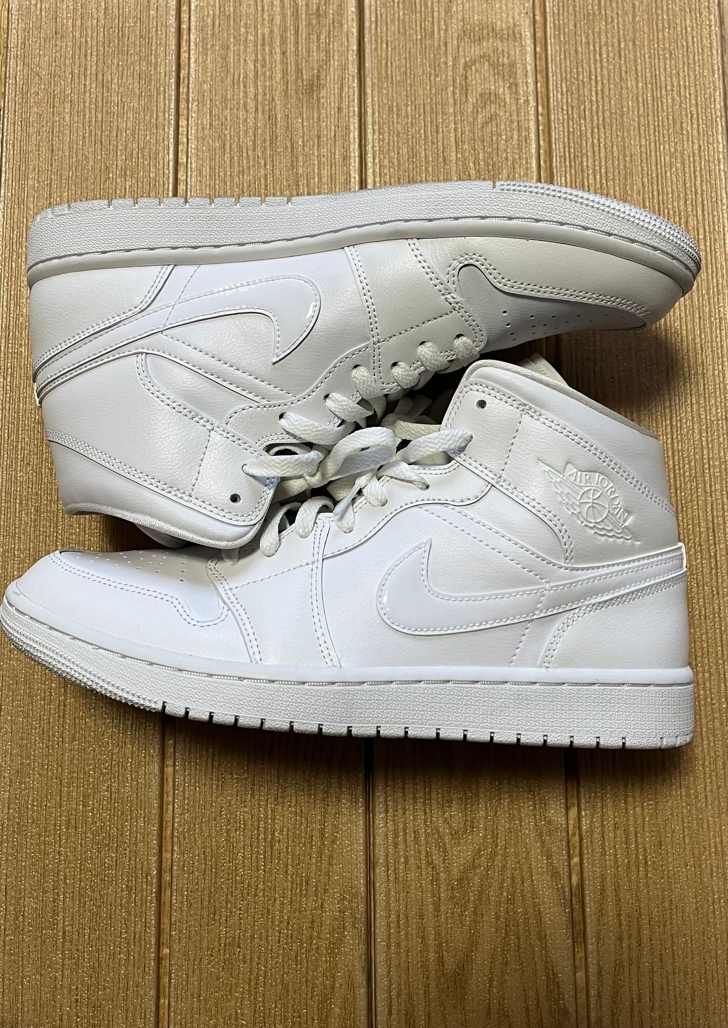 Nike Women's Air Jordan 1 Mid "Triple White"