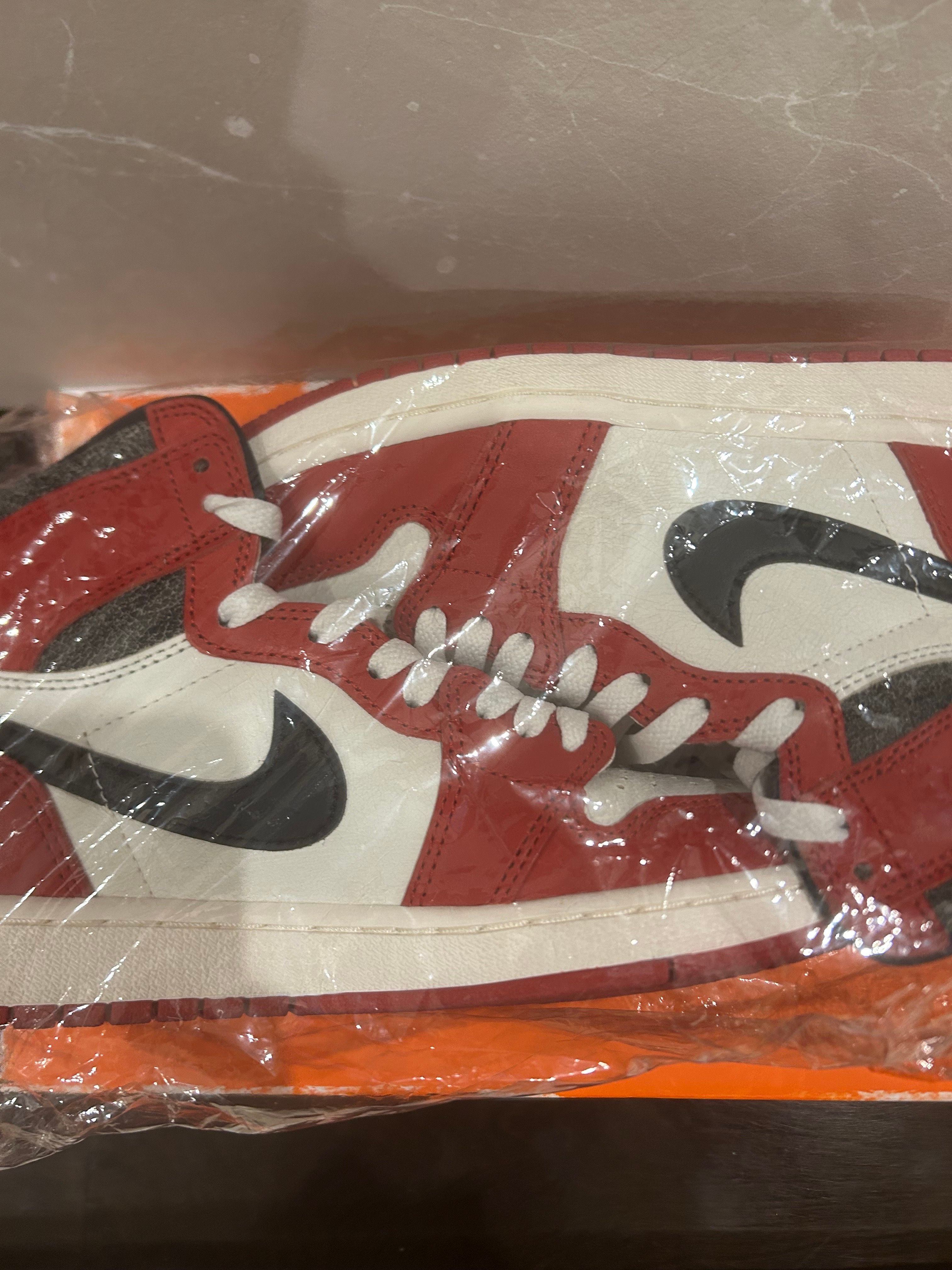 Nike Air Jordan 1 High OG "Lost & Found/Chicago"