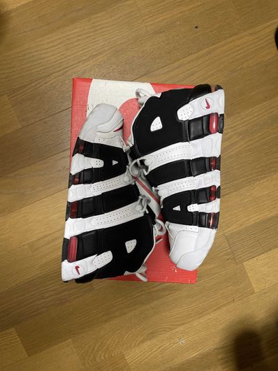 NIKE AIR MORE UPTEMPO "WHITE/BLACK/UNIVERSITY RED"(2020)