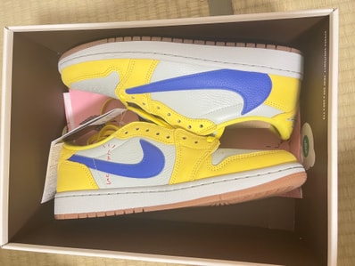 Travis Scott × Nike Women's Air Jordan 1 Retro Low OG "Canary"