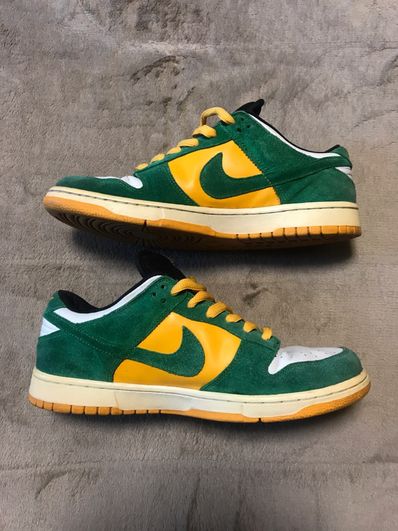Nike SB Dunk Low Pro "SB Buck" (2003)
