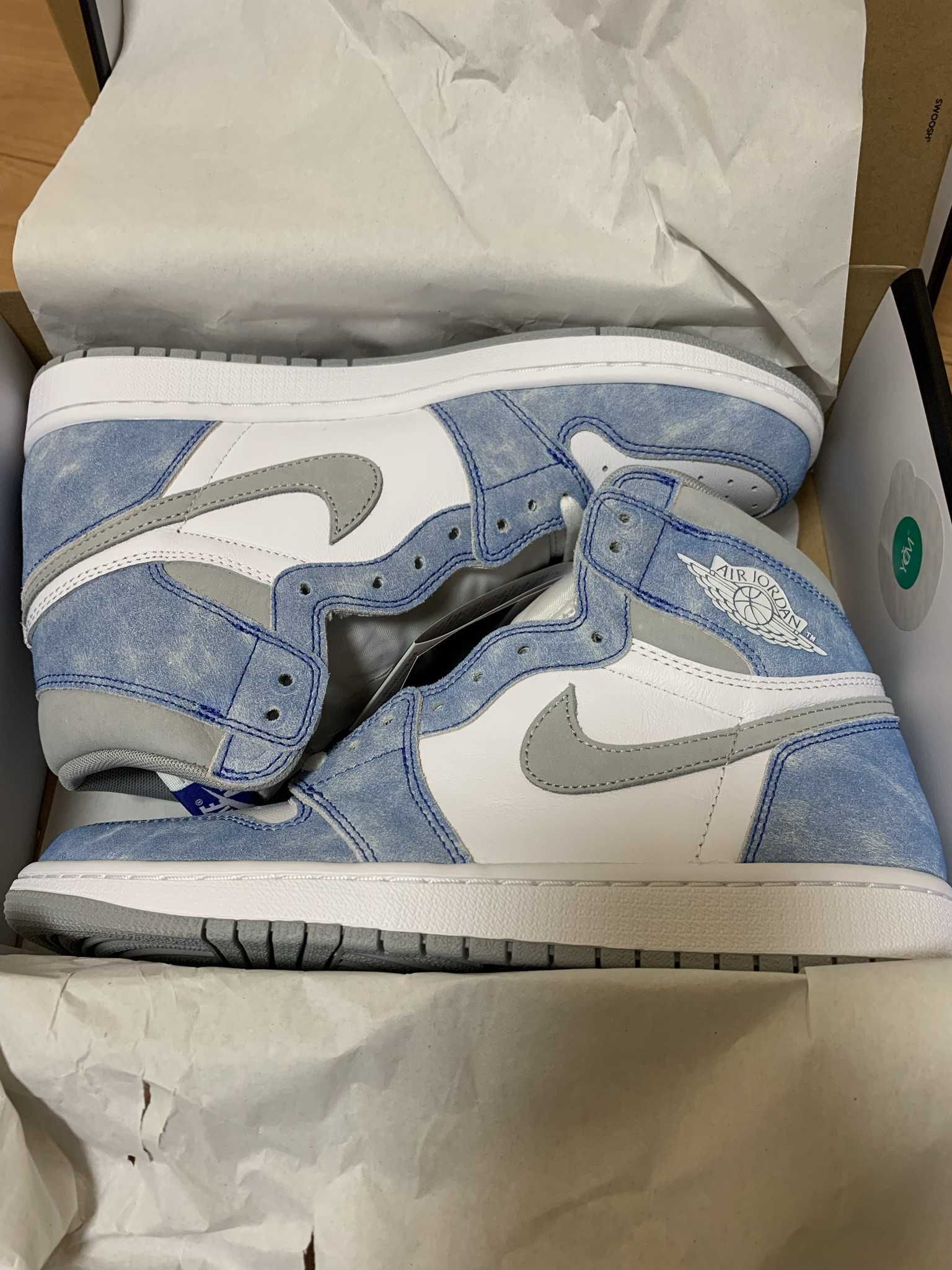 Nike Air Jordan 1 High OG "Hyper Royal"