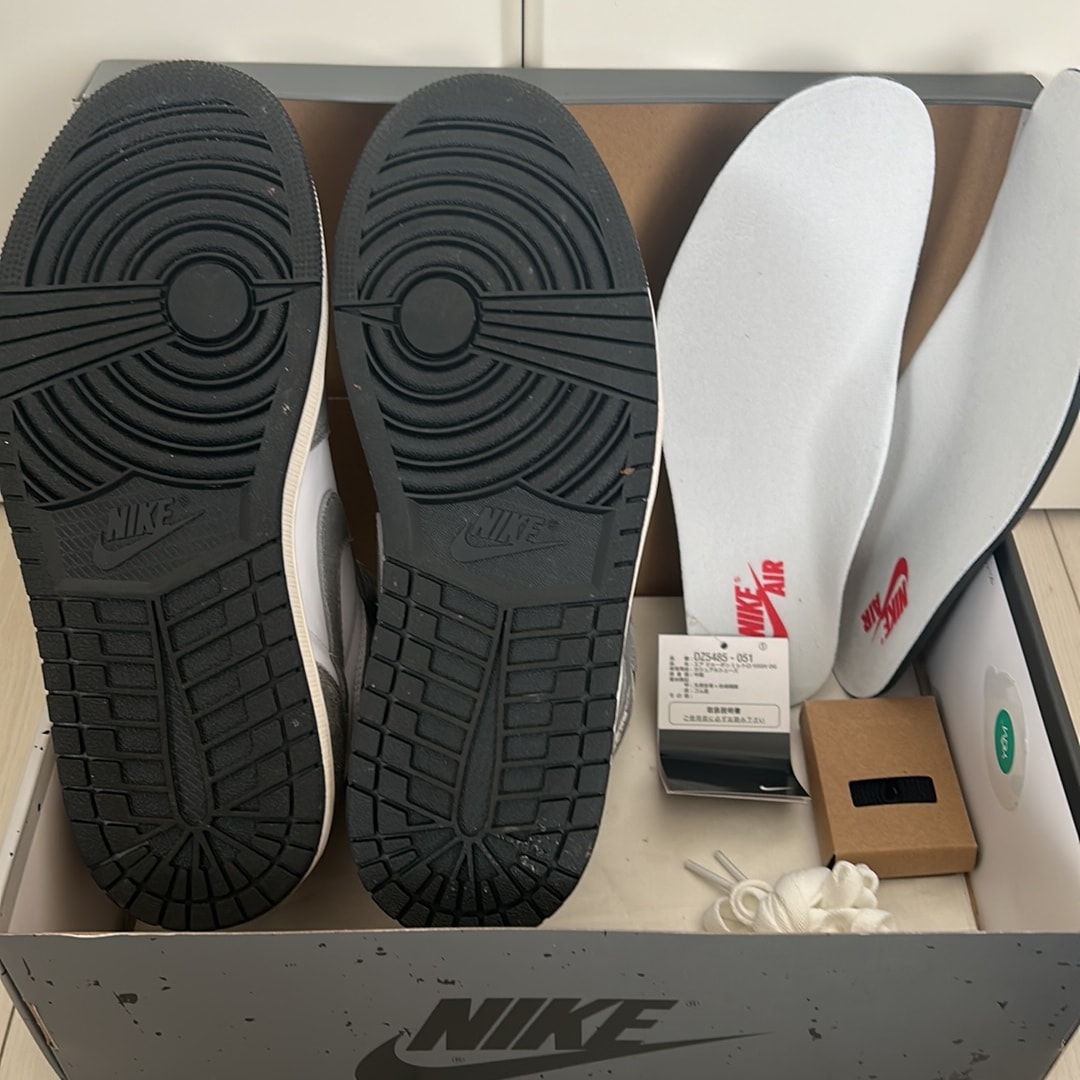 Nike Air Jordan 1 Retro High OG "Black and Smoke Grey"