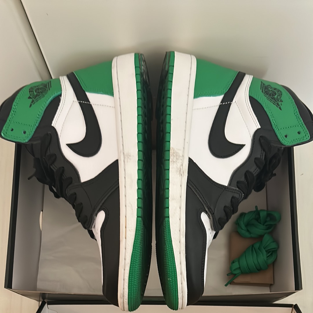 Nike Air Jordan 1 Retro High OG "Celtics/Black and Lucky Green" (2023)
