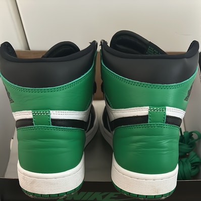 Nike Air Jordan 1 Retro High OG "Celtics/Black and Lucky Green" (2023)