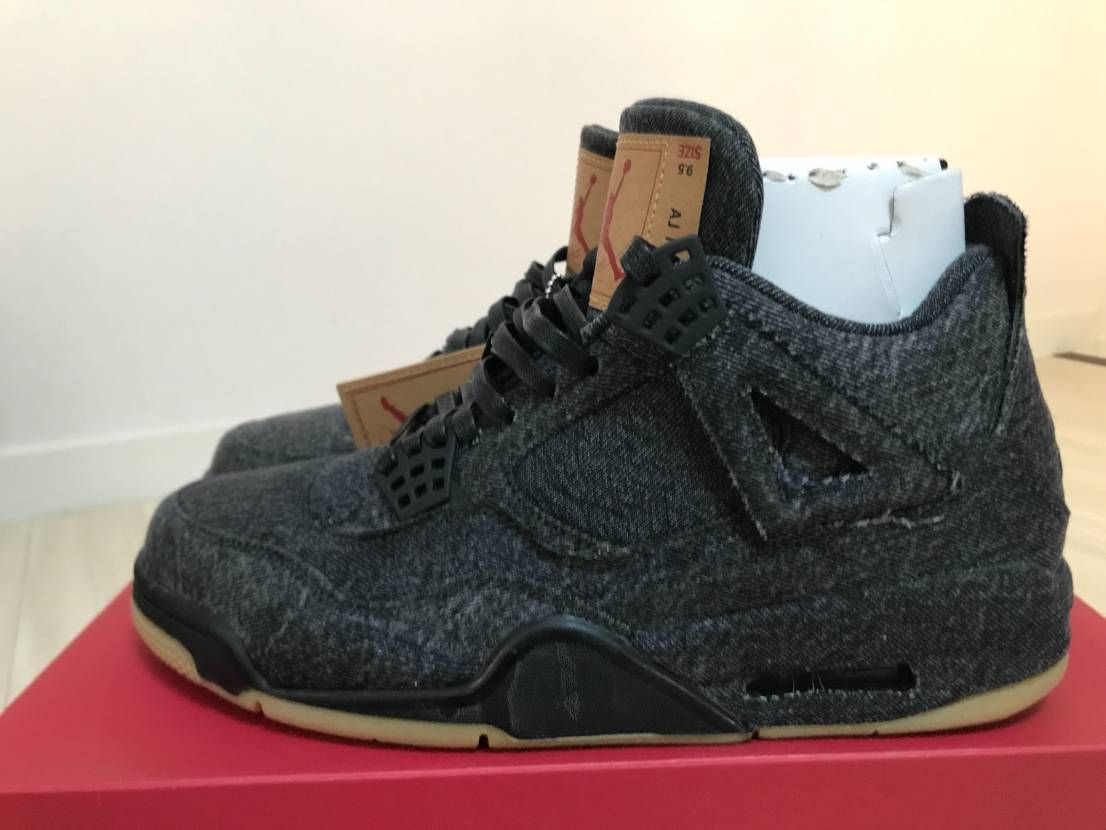 Nike × Levi's Air Jordan 4 "Black Denim" (Tag: LEVIS®)
