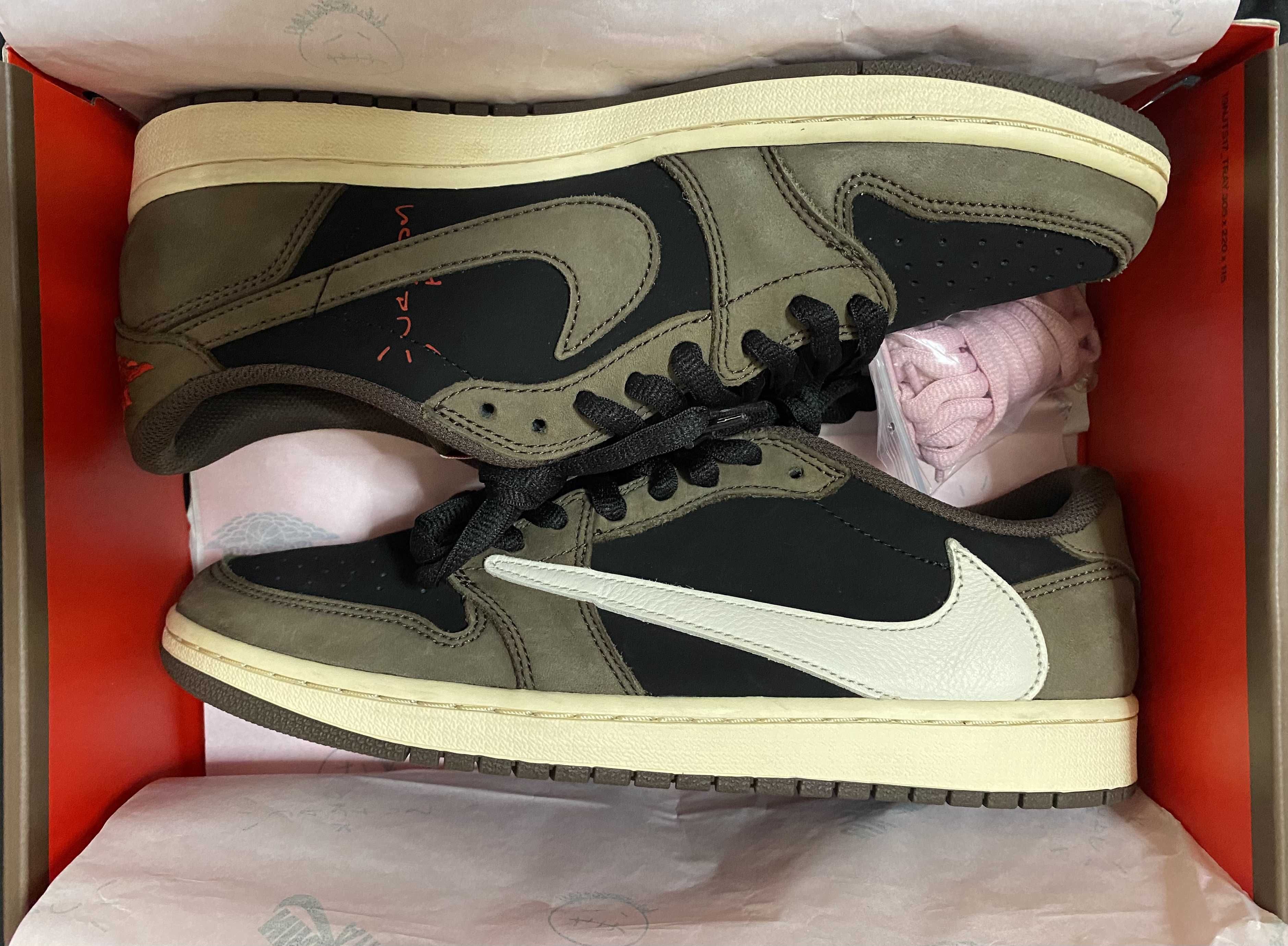 Travis Scott × Nike Air Jordan 1 Low OG SP-T "Black/Dark Mocha"