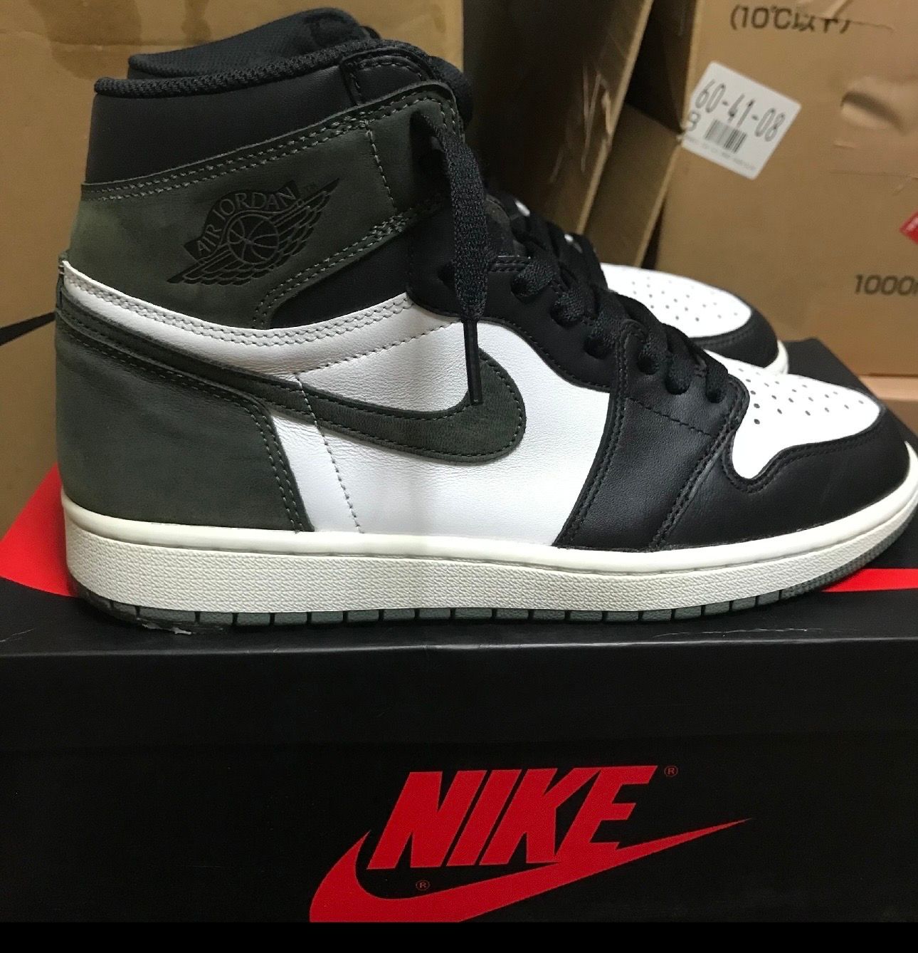 Nike Air Jordan 1 Retro High "Clay Green"
