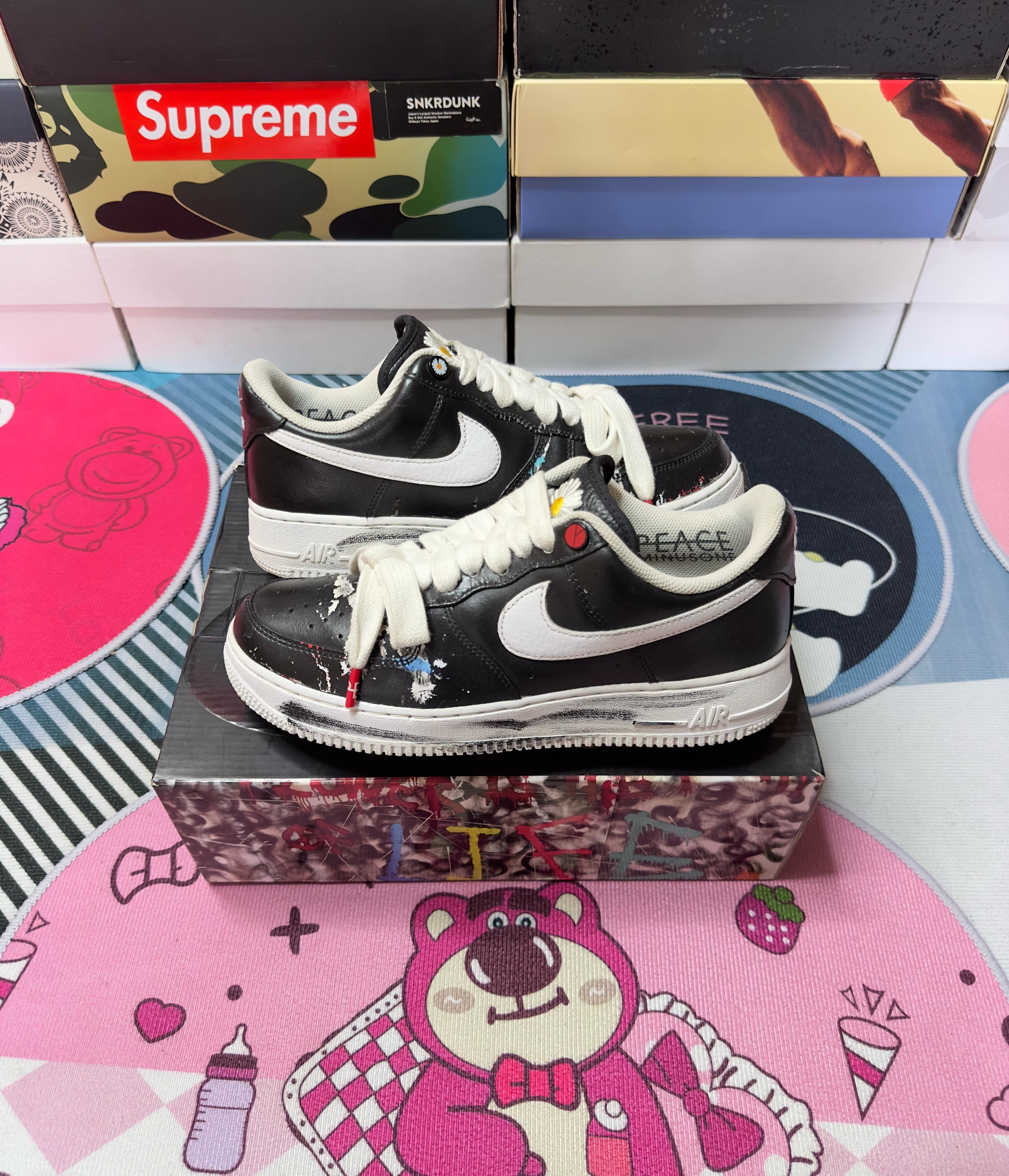 PEACEMINUSONE × Nike Air Force 1 Low Para Noise "Black" / G-DRAGON