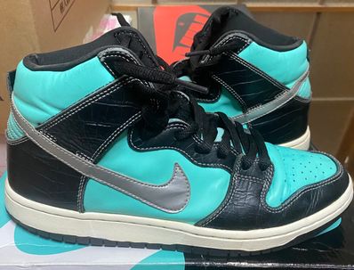 Diamond Supply × Nike SB Dunk High "Tiffany"