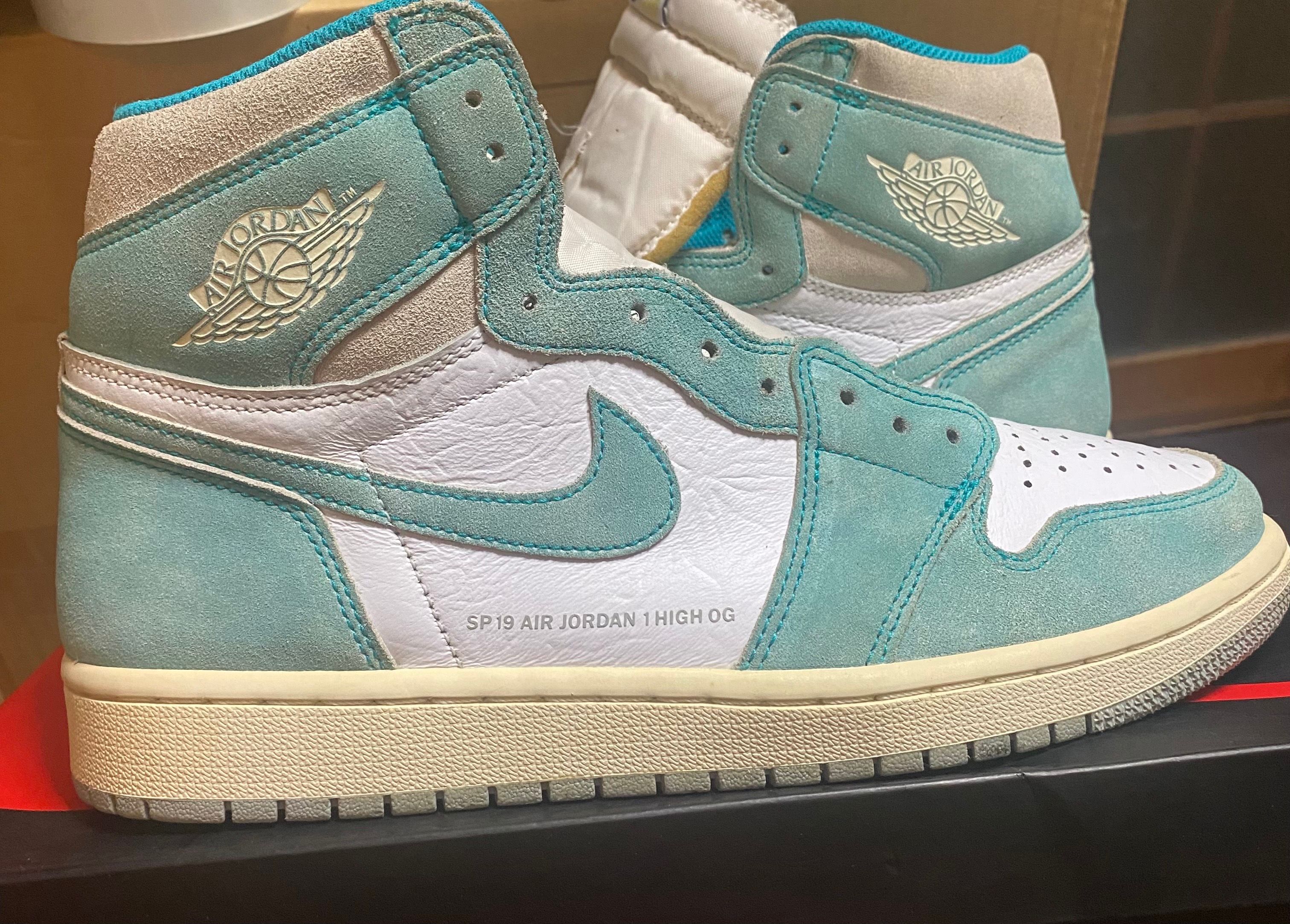 Nike Air Jordan 1 Retro High OG "Turbo Green"