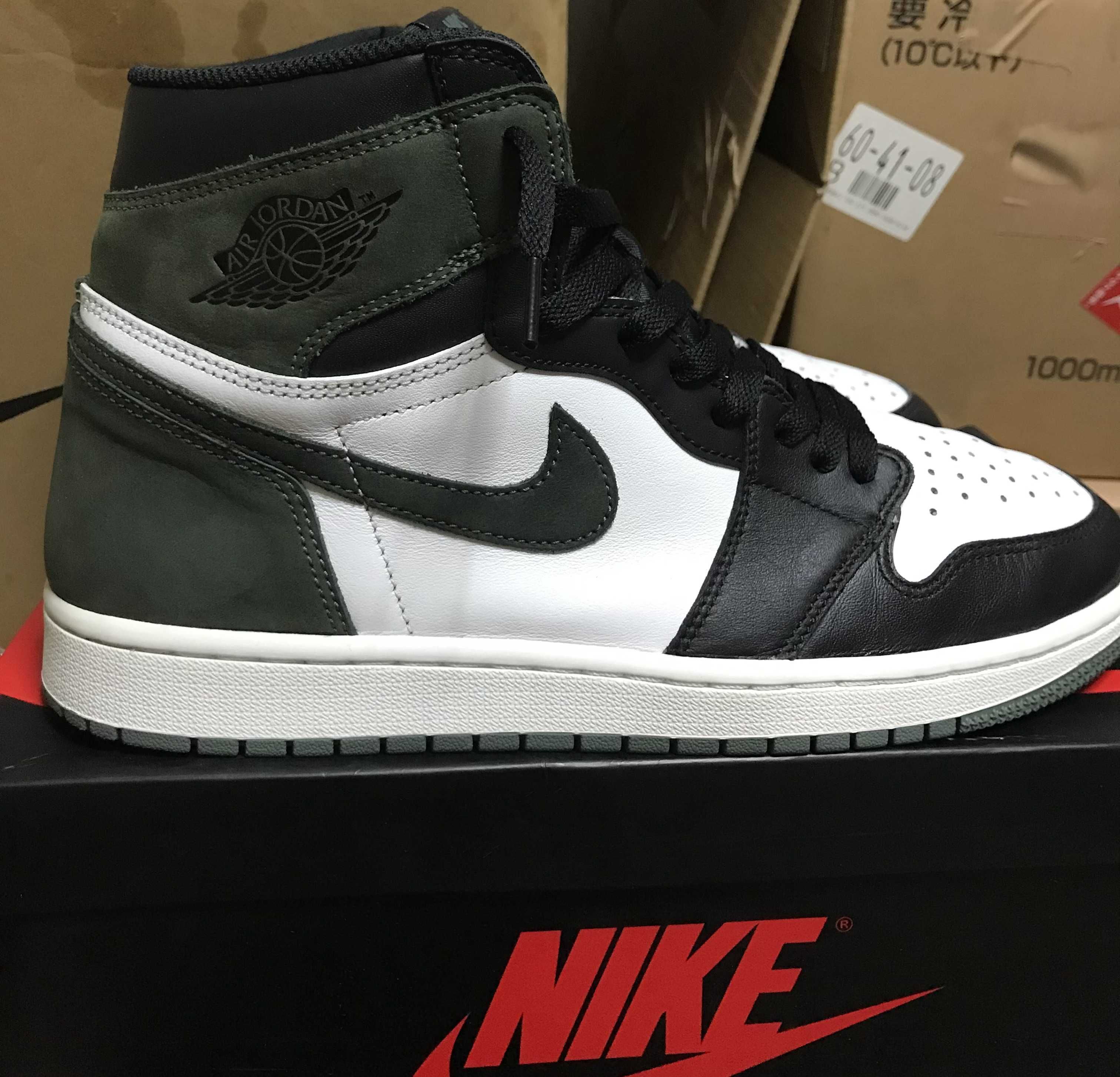 Nike Air Jordan 1 Retro High "Clay Green"