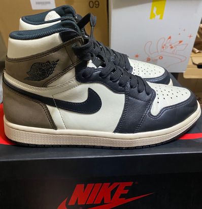 Nike Air Jordan 1 High OG "Sail/Dark Mocha/Black"