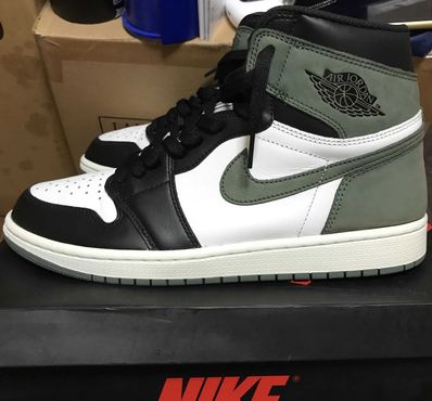 Nike Air Jordan 1 Retro High "Clay Green"