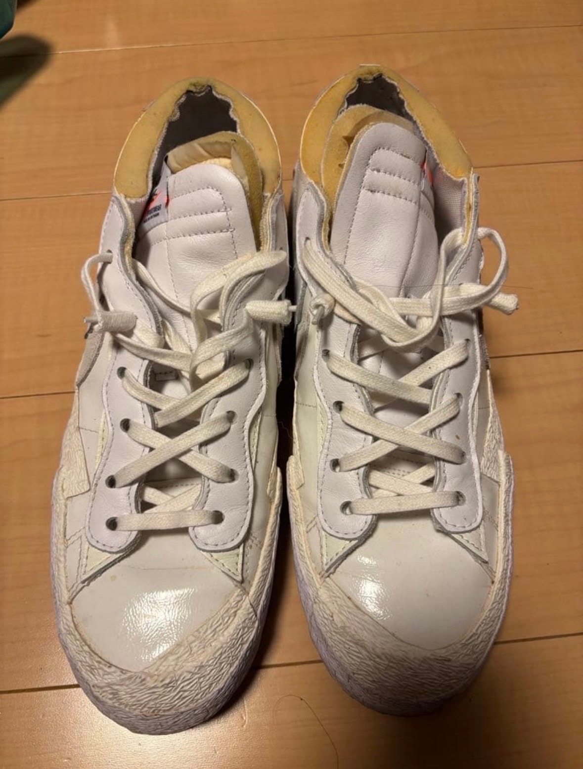 サカイ × ナイキ ブレーザー ロー "ホワイト パテント レザー"