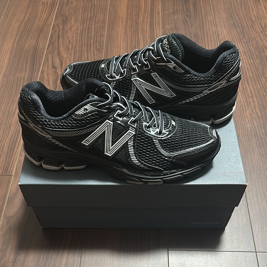 New Balance 860V2 "Black"