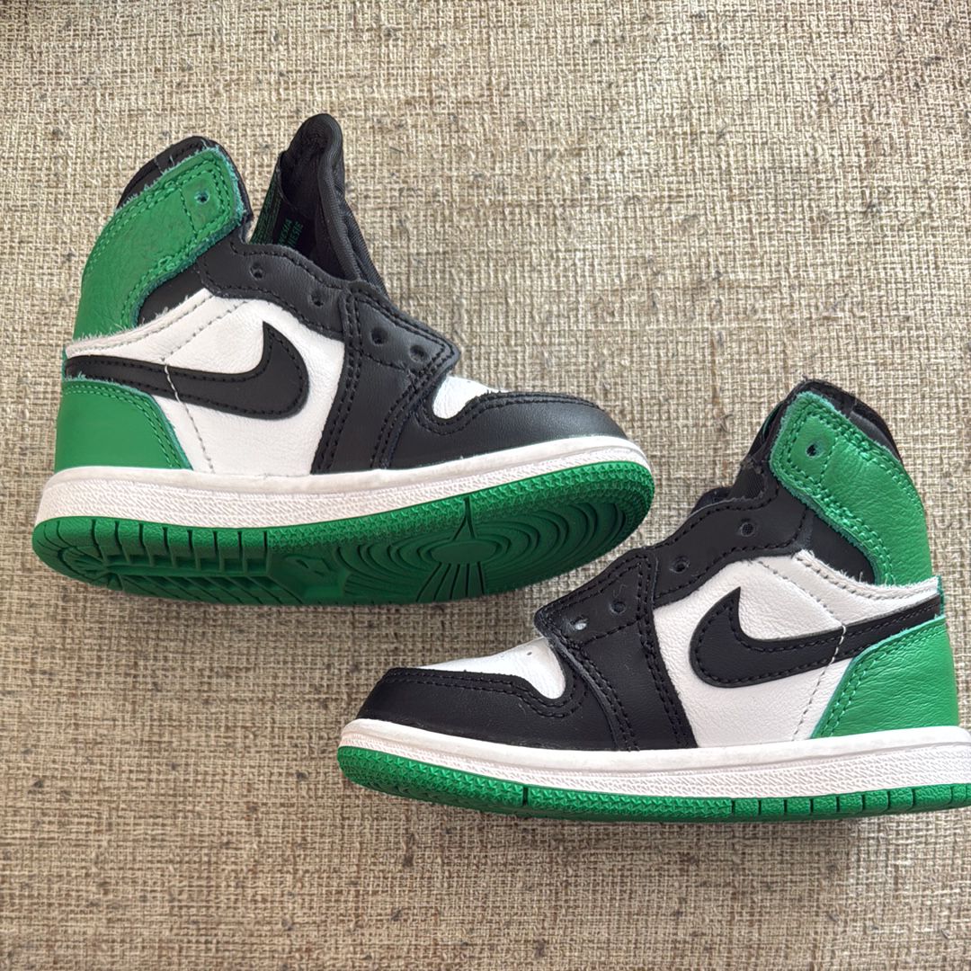 Nike TD Air Jordan 1 Retro High OG "Celtics/Black and Lucky Green" (2023)