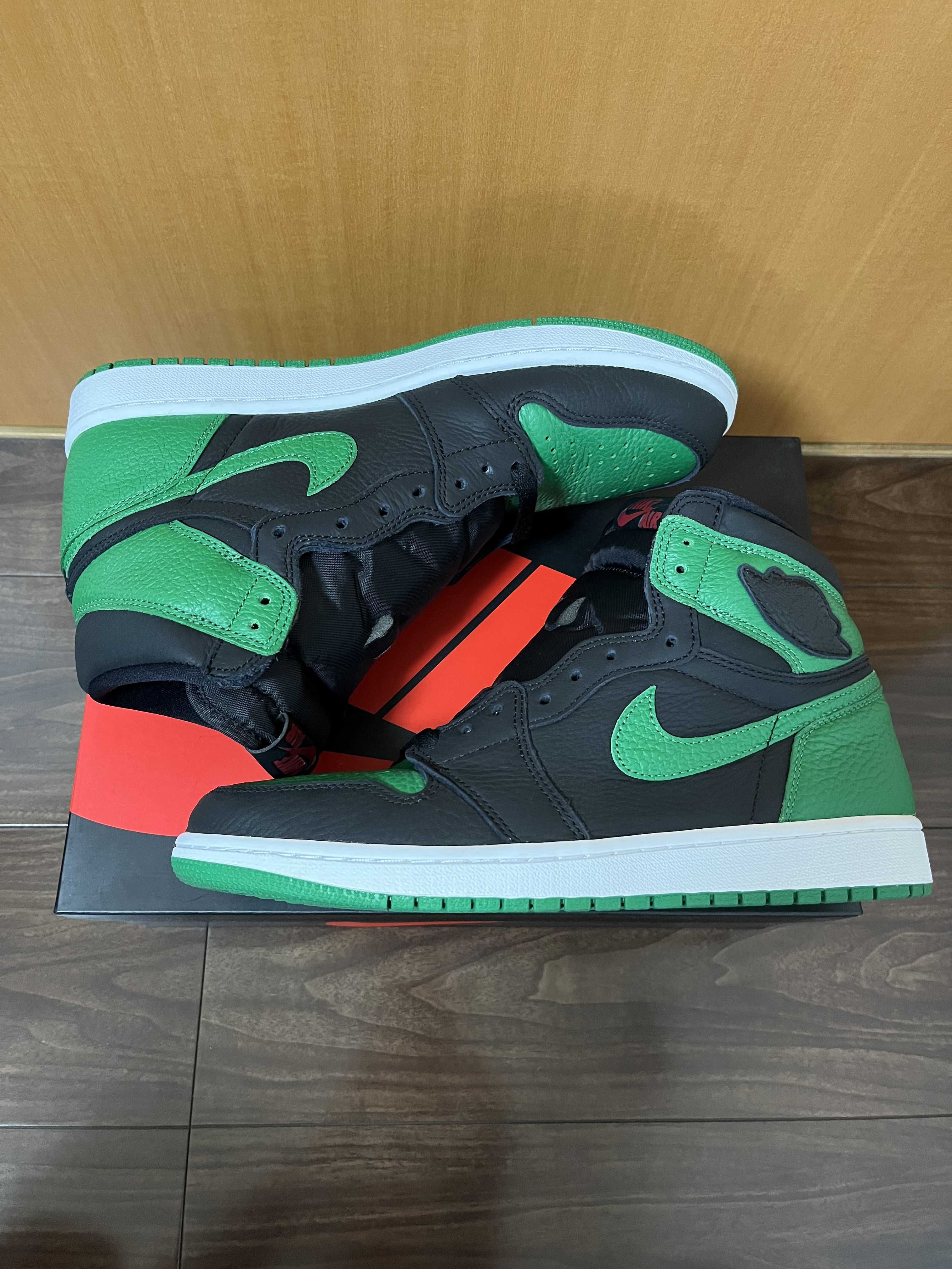 Nike Air Jordan 1 Retro High OG "Black/Pine Green" (2020)      