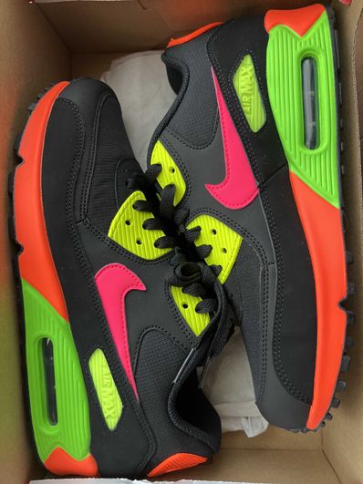 NIKE AIR MAX 90 "TOKYO NEON"