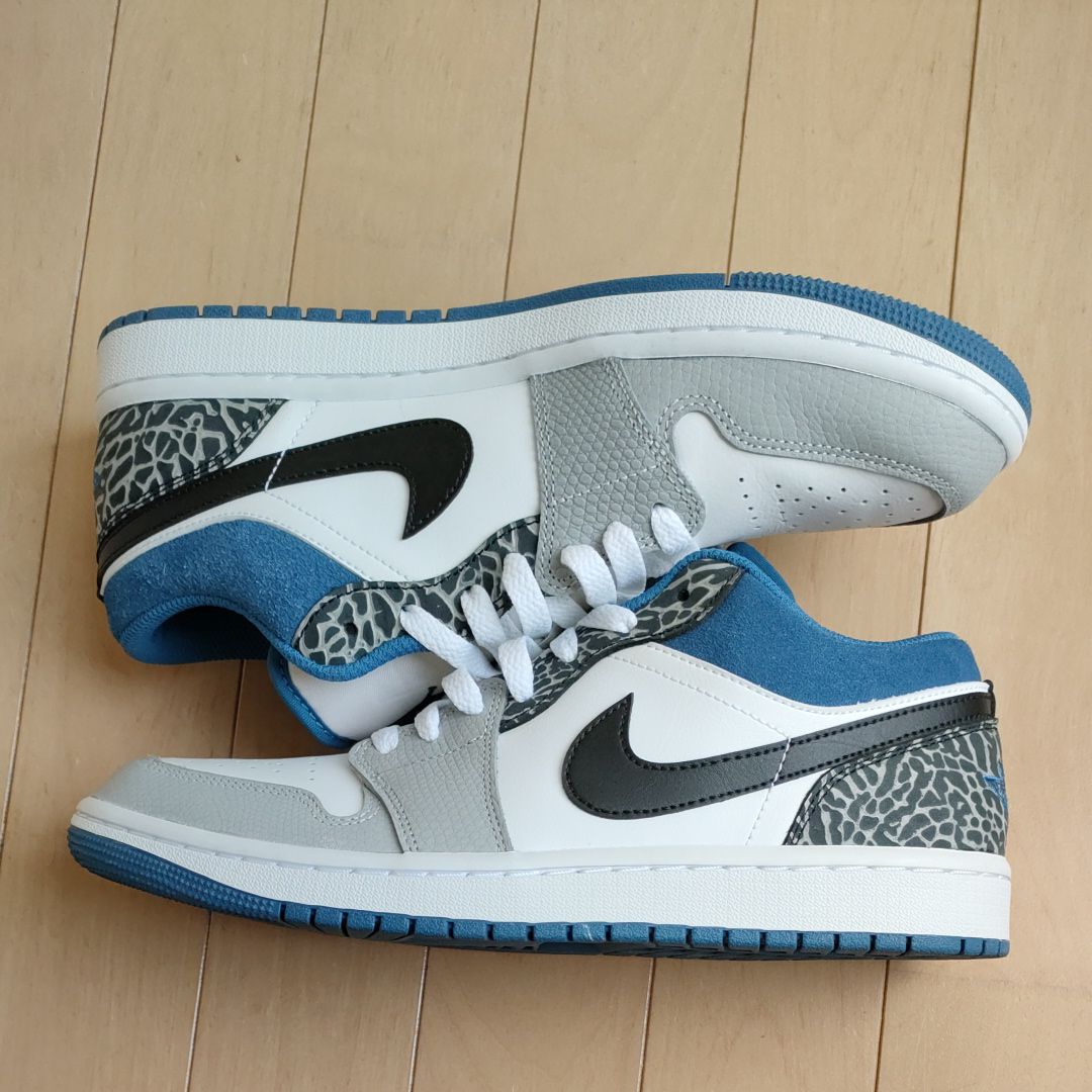 Nike Air Jordan 1 Low "True Blue"
