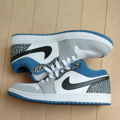 Nike Air Jordan 1 Low "True Blue"