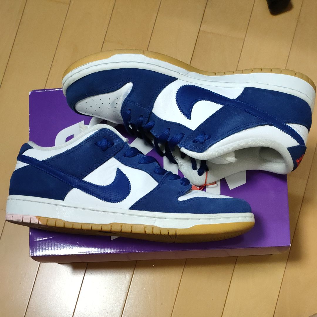 Nike SB Dunk Low "Los Angeles Dodgers/Deep Royal Blue"