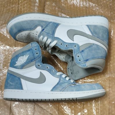 Nike Air Jordan 1 High OG "Hyper Royal"