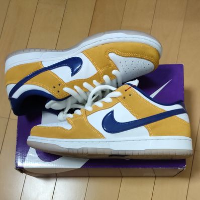 Nike SB Dunk Low "Laser Orange"