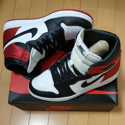 Nike Women's Air Jordan 1 Retro High "Satin Black Toe"