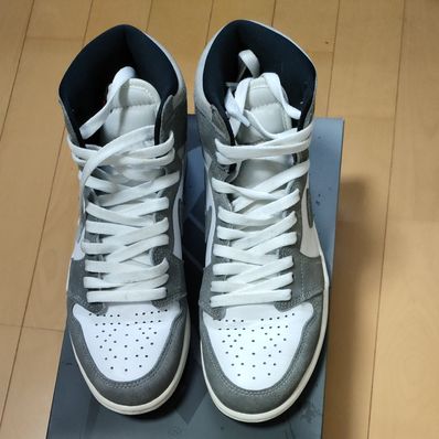 Nike Air Jordan 1 Retro High OG "Black and Smoke Grey"