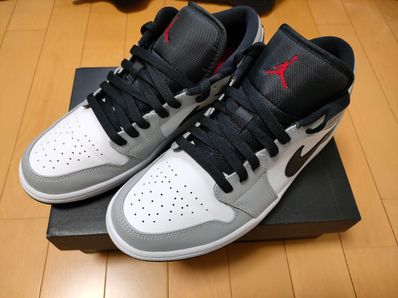 Nike Air Jordan 1 Low "Light Smoke Grey"