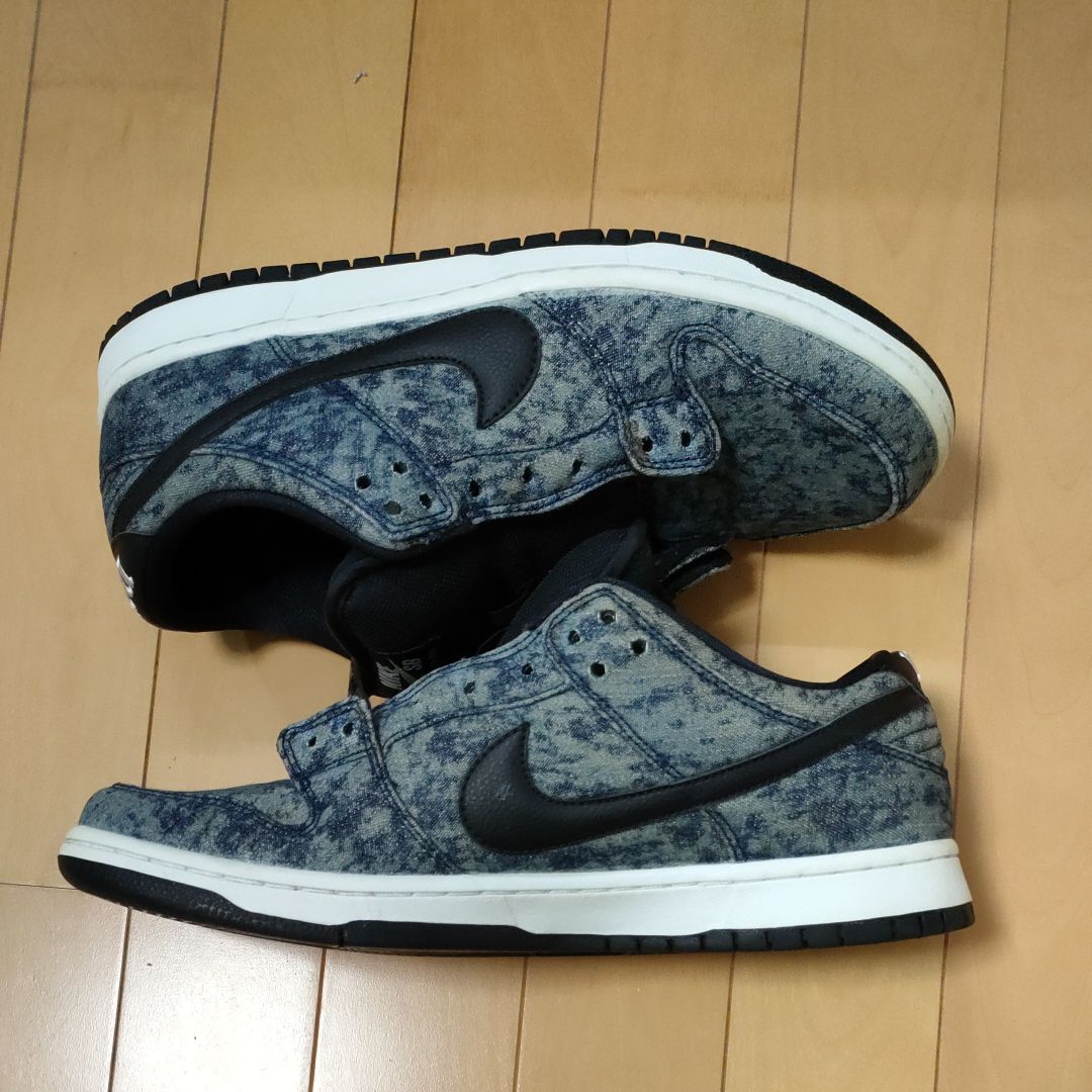 Nike SB Dunk Low "Bleached Denim"