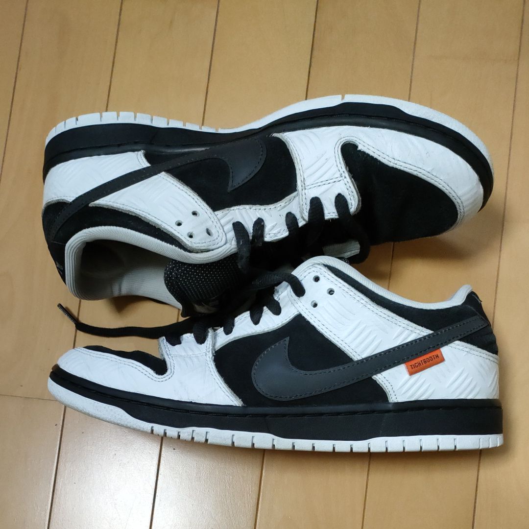 TIGHTBOOTH × Nike SB Dunk Low Pro QS "Black and White"