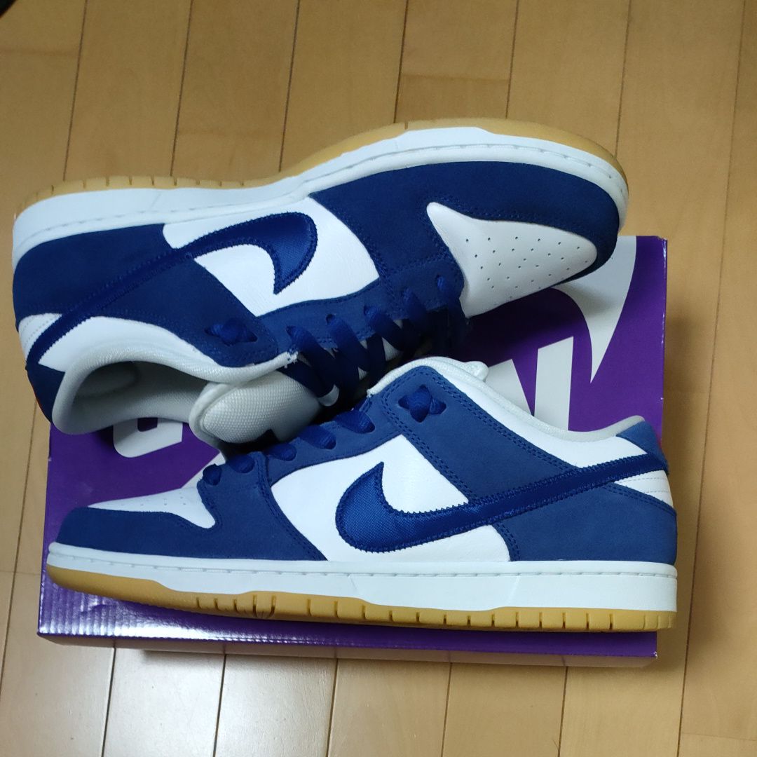 Nike SB Dunk Low "Los Angeles Dodgers/Deep Royal Blue"