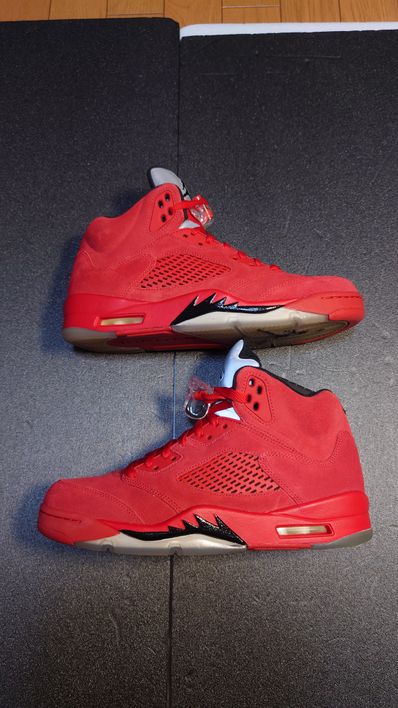 Nike Air Jordan 5 Ratro "Red Suede"